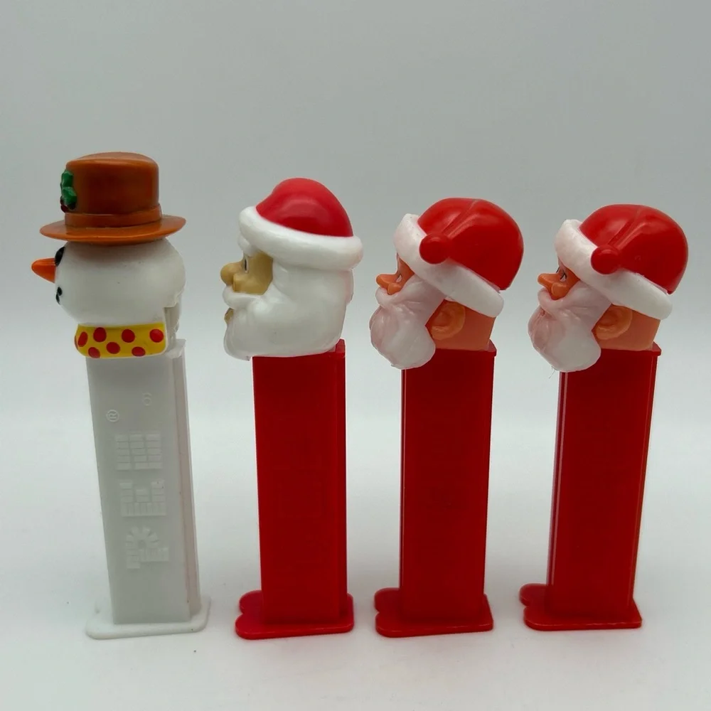 Lot Of 4 Vintage PEZ  Candy Dispensers Santa Clause And Snowman